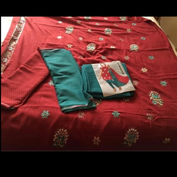 Embroidered unstitched suits - Picture 5 of 6